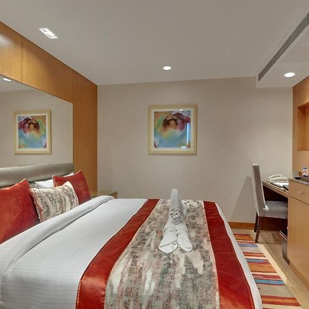 Beacon Hotel Nirman Vihar New Delhi Bagian luar foto