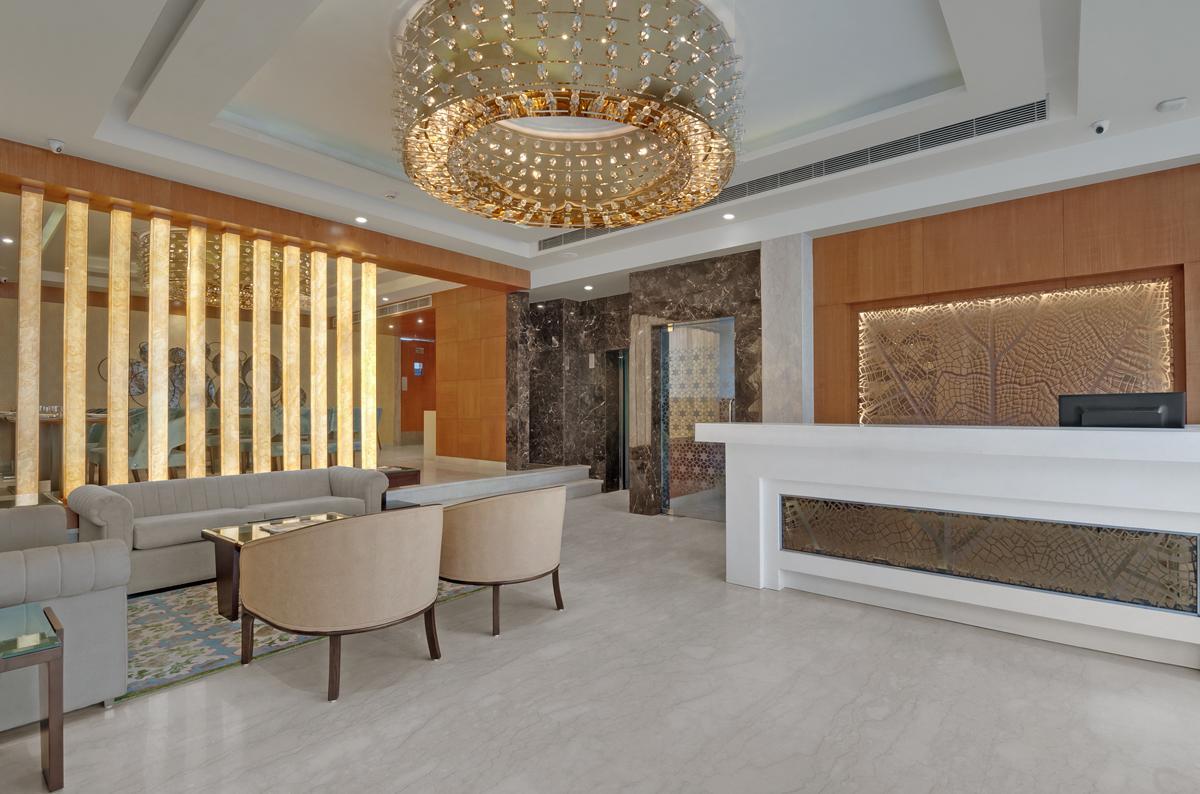 Beacon Hotel Nirman Vihar New Delhi Bagian luar foto