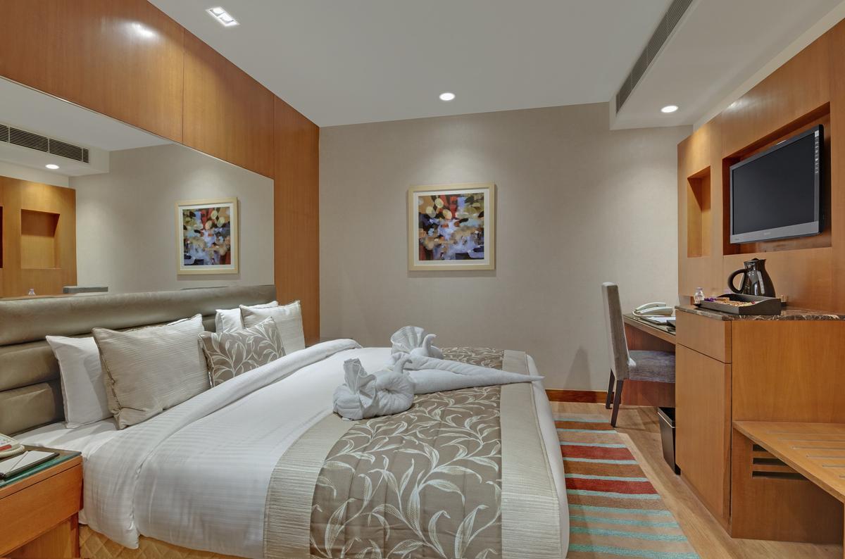 Beacon Hotel Nirman Vihar New Delhi Bagian luar foto