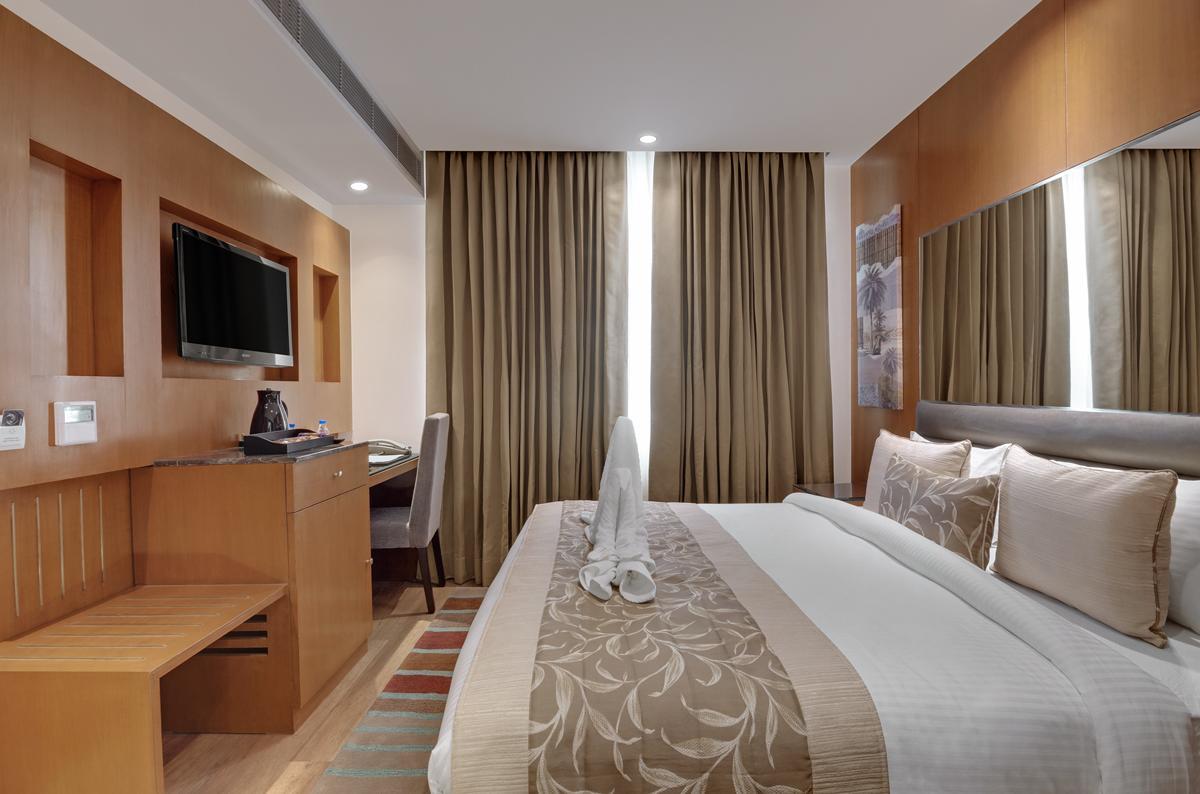 Beacon Hotel Nirman Vihar New Delhi Bagian luar foto